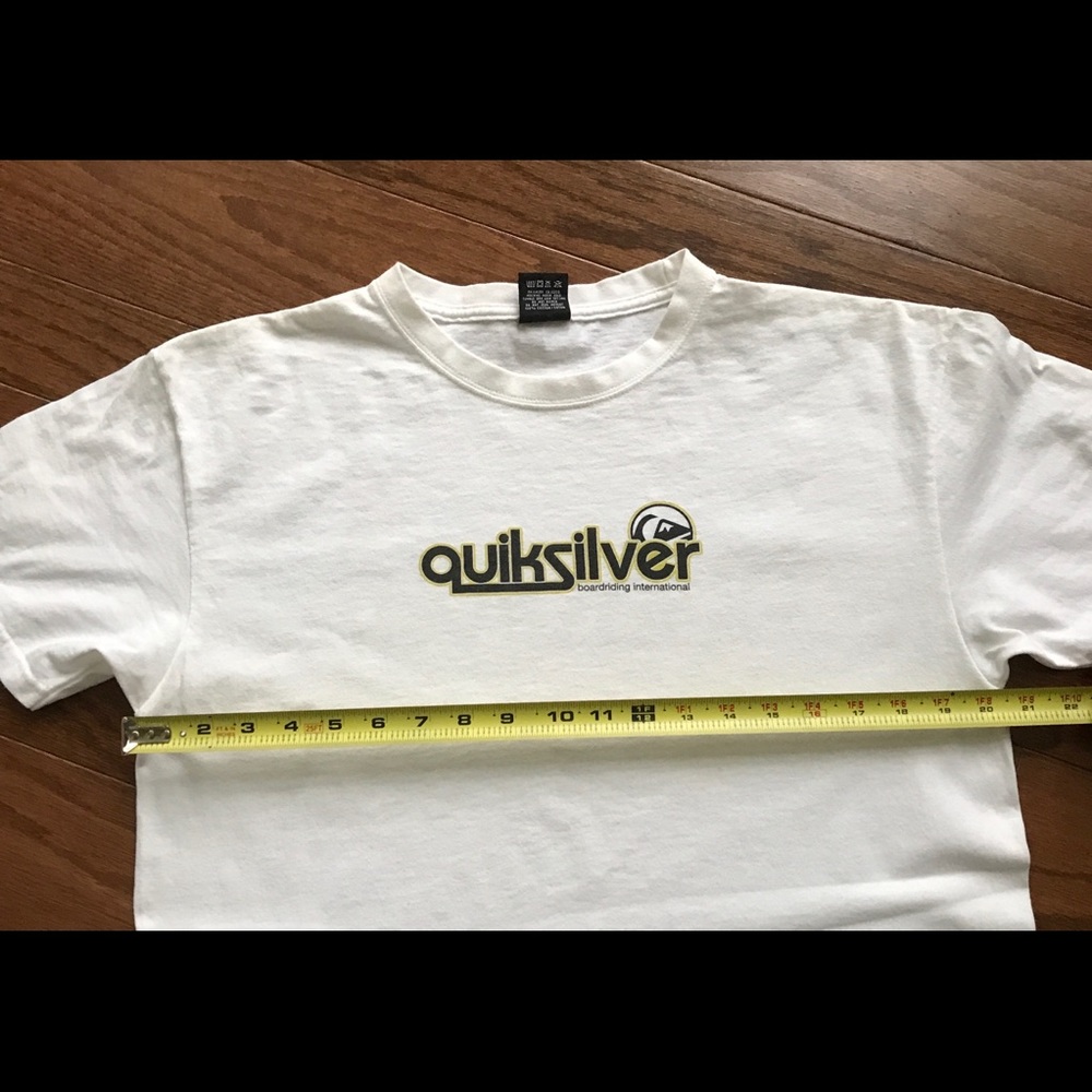 Quicksilver tee - design on front & back and on sleeve Medium Y2K Vintage - Picture 4 of 6